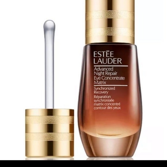 💥🔥host pick 💥💜💜Estee lauder - Picture 3 of 8